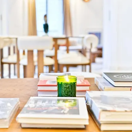Le Carré Parisien Appartement *